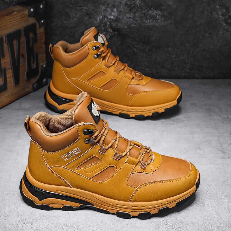 Snowboots Mocasino Wedding Par - Men Shoes Branded ulasan dan harga